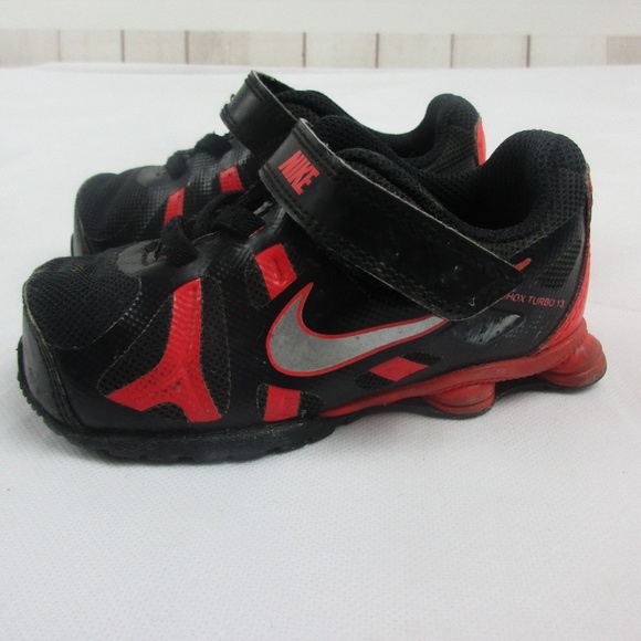 Nike Shox Turbo 13